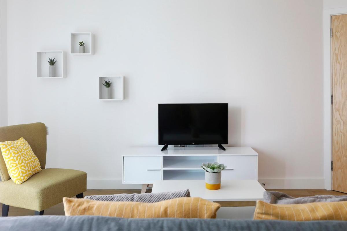 Redhill Queensgate - Modern 1 Bedroom Apartment Exteriör bild