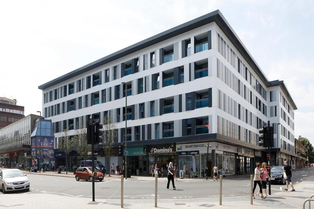 Redhill Queensgate - Modern 1 Bedroom Apartment Exteriör bild